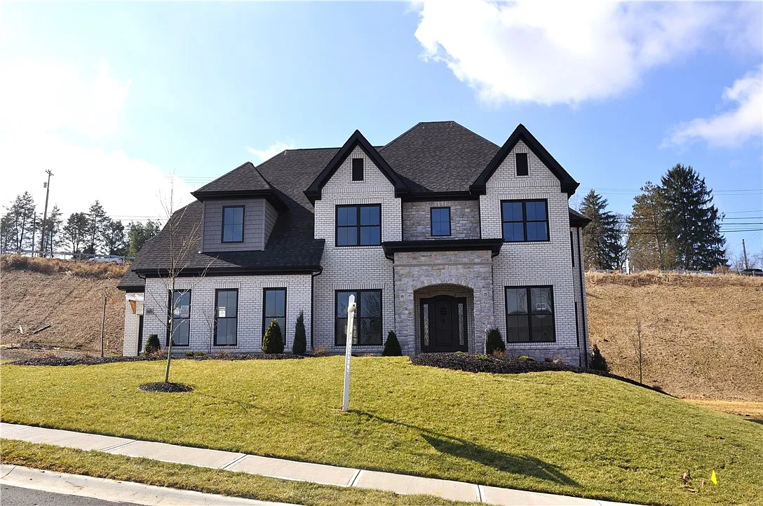 e8efe7ddbb8c4a60f0a3fd13d6c15b8f-uncropped_scaled_within_1536_1152